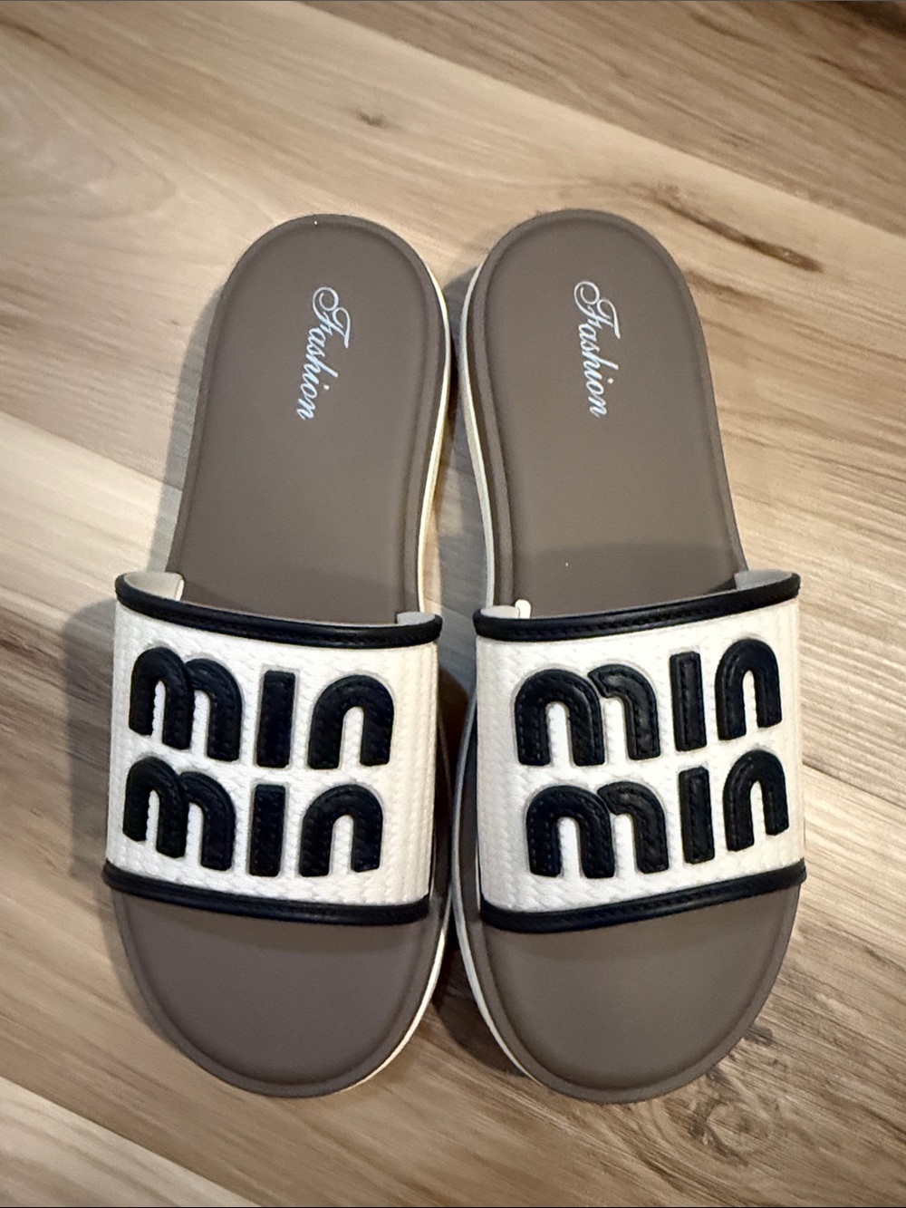 White & Black Slide Sandals with 'Fashion' Insole